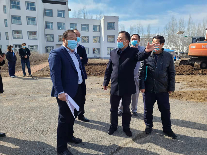 调兵山市委书记李彦君到公司调研