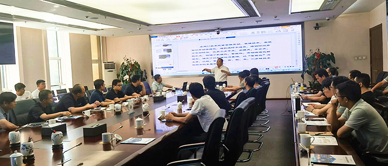 张希望应邀到宁煤集团进行技术交流