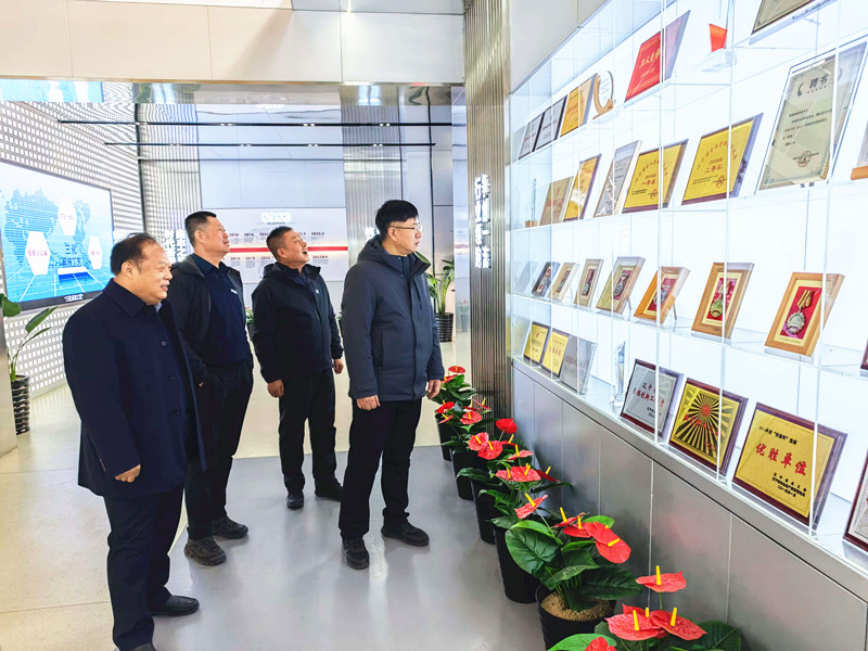 铁岭市水利局领导到鑫丰集团开展双进双促工作