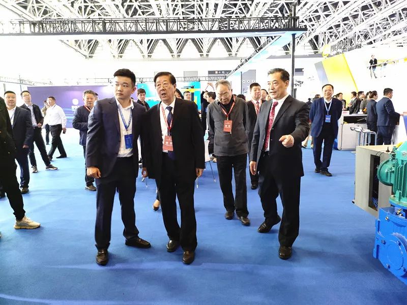 辽宁鑫丰矿业集团携最先进技术装备参加第二届中国（西安）国际矿业装备与技术展览会